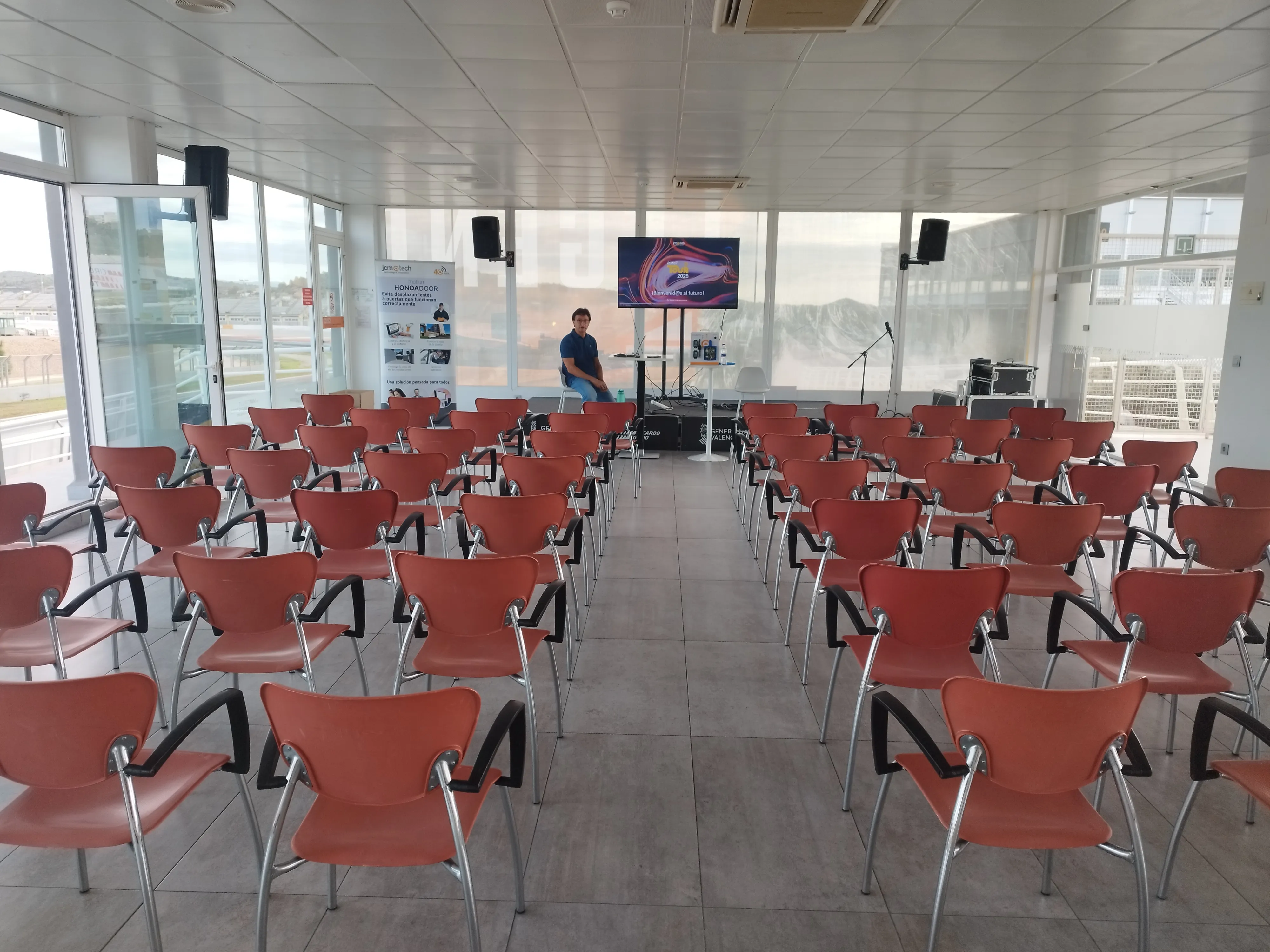 Install Tour Valencia 2025