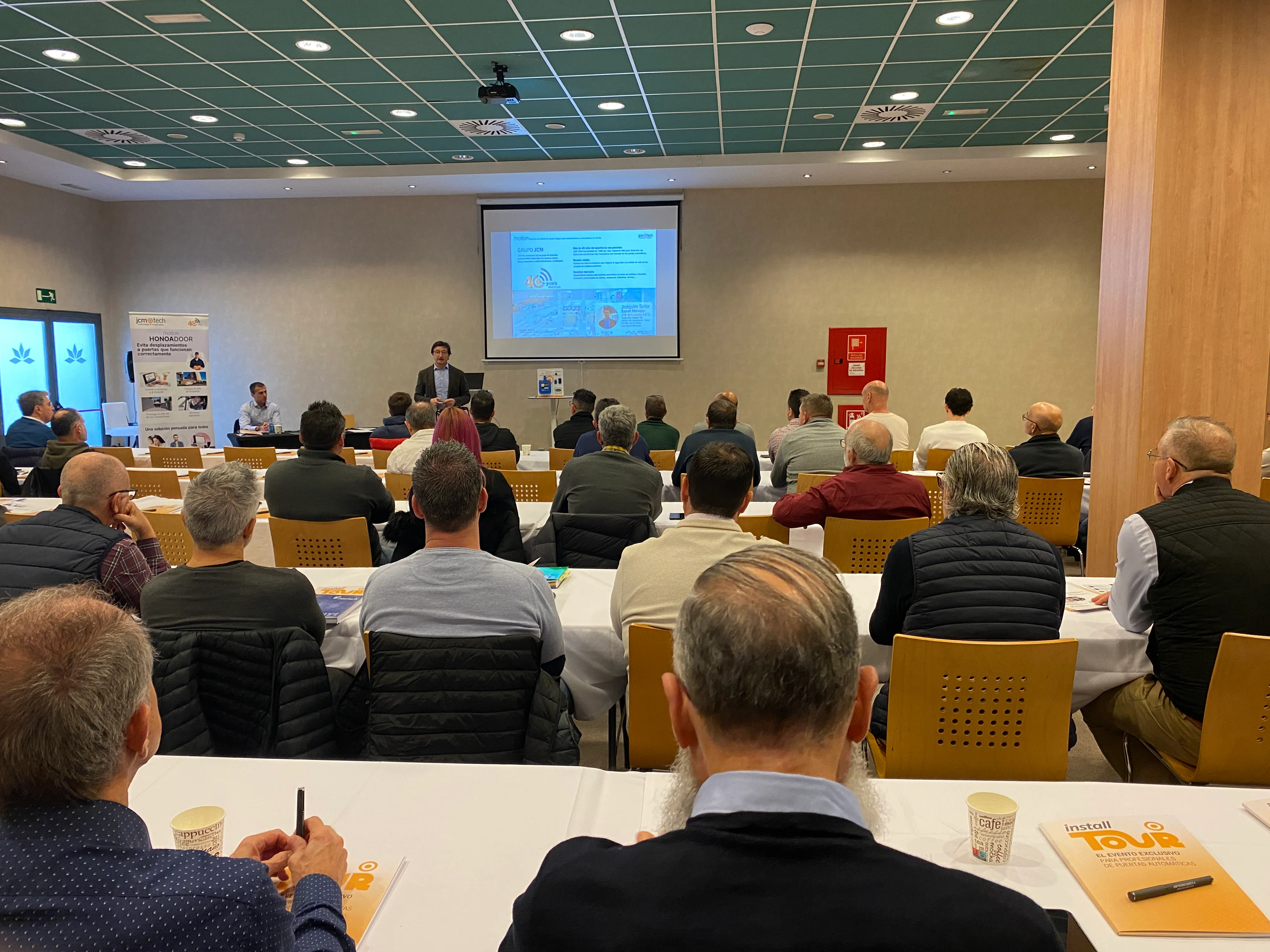 Install Tour Valencia 2024