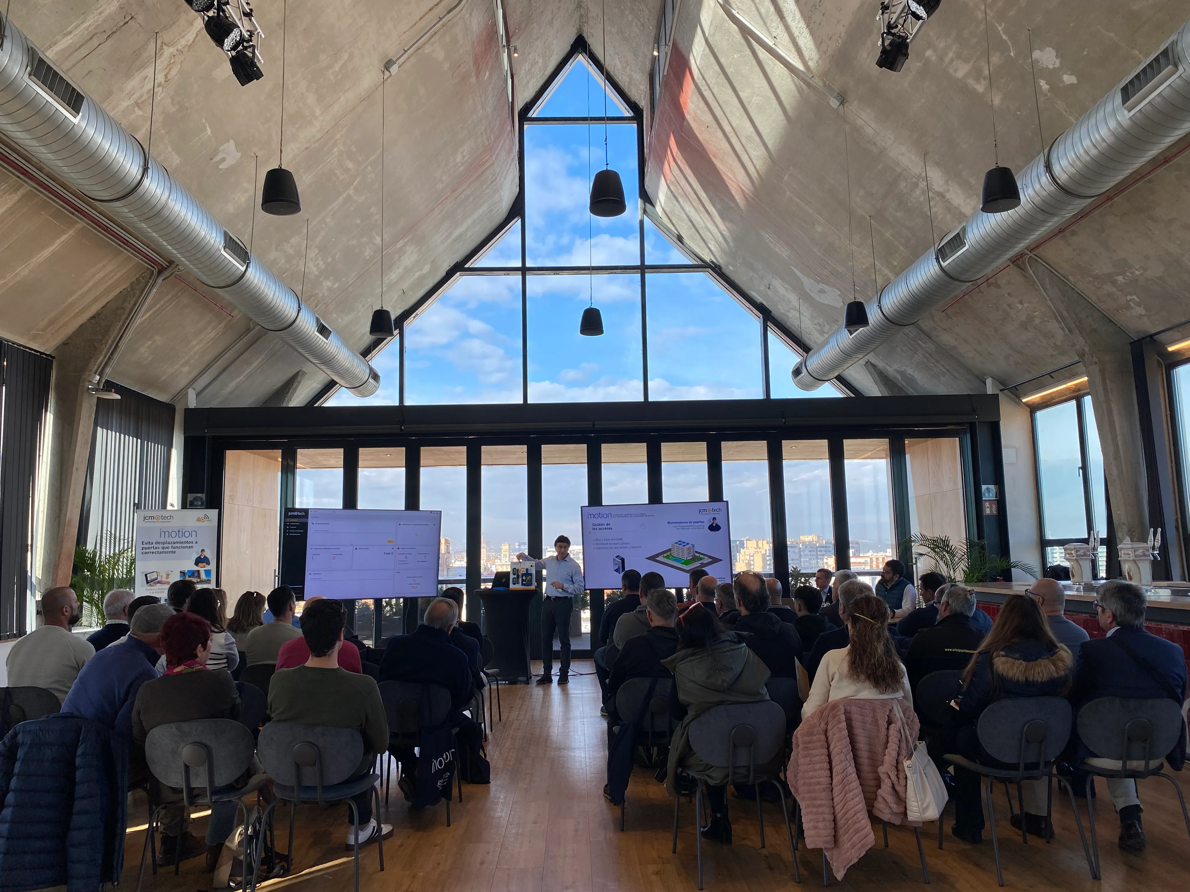 Install Tour Sevilla 2025