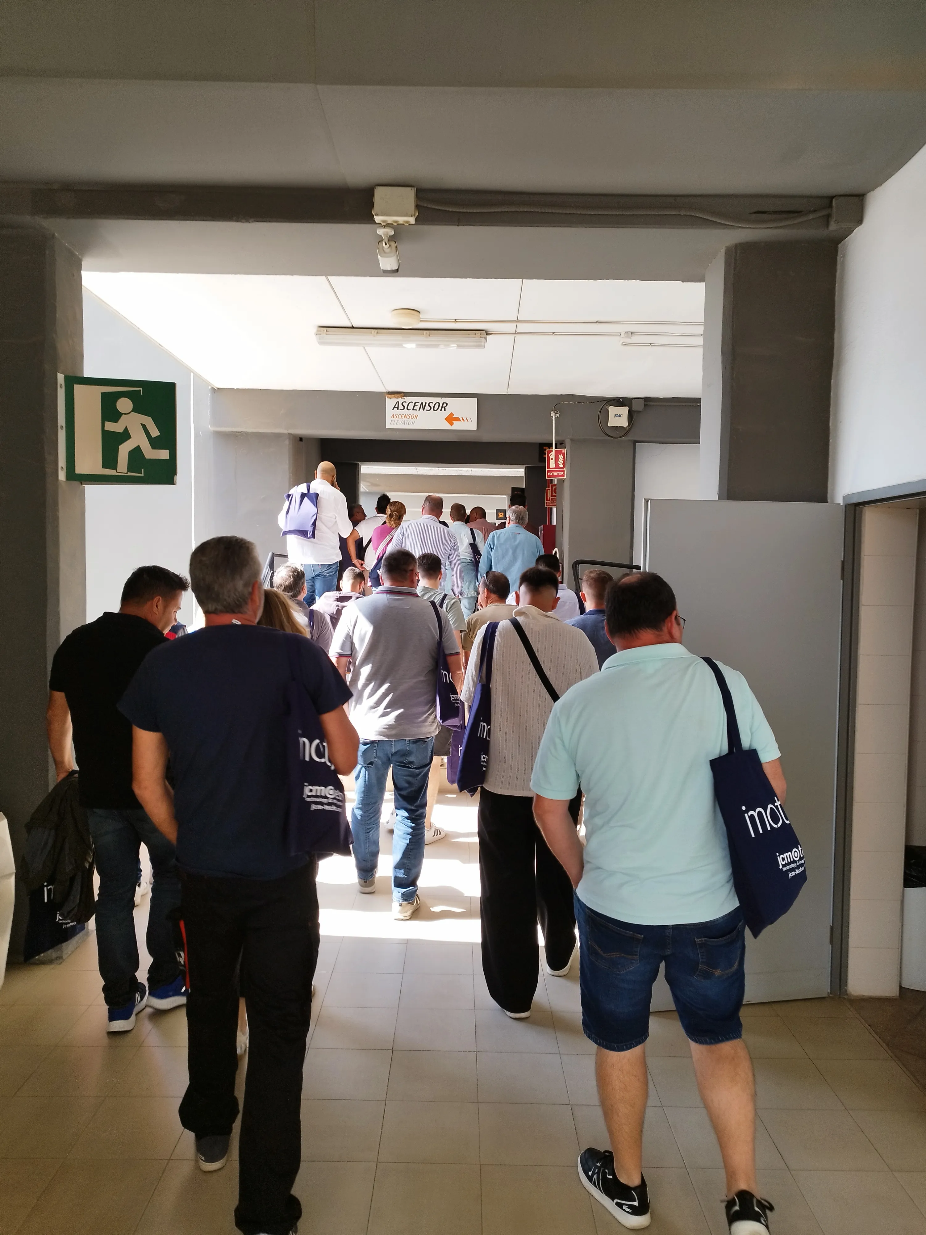 Install Tour Valencia 2025