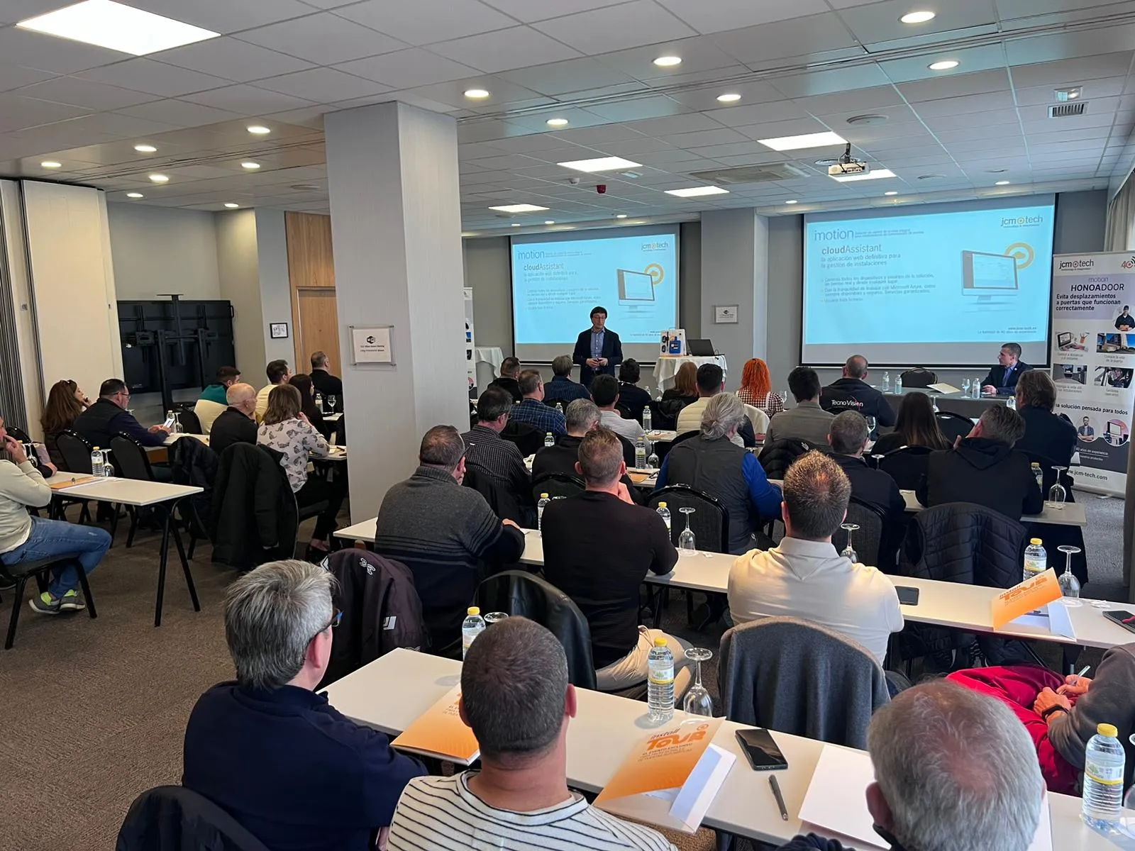 Install Tour Málaga 2024