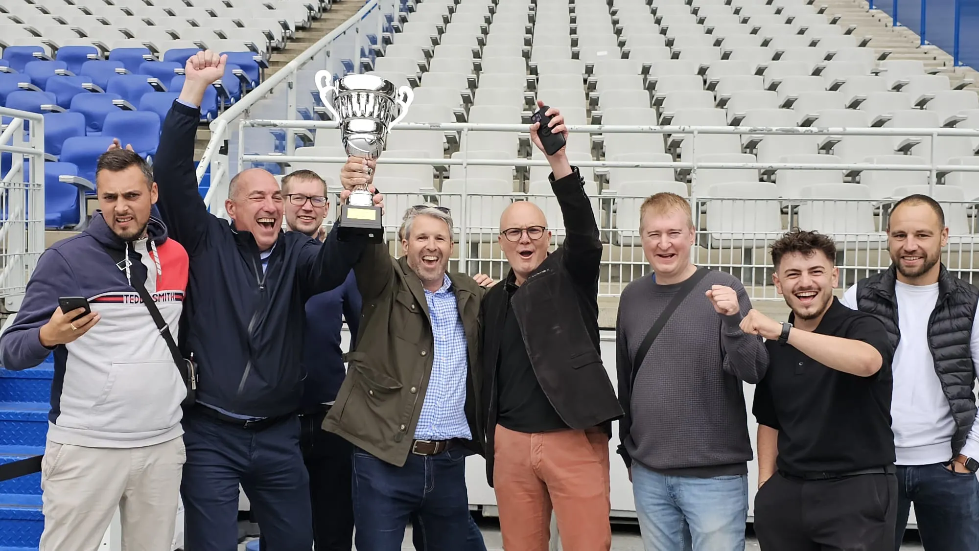 Install Tour Paris 2025