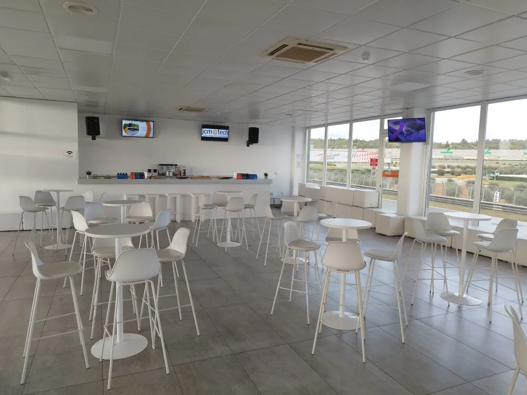 Install Tour Valencia 2025
