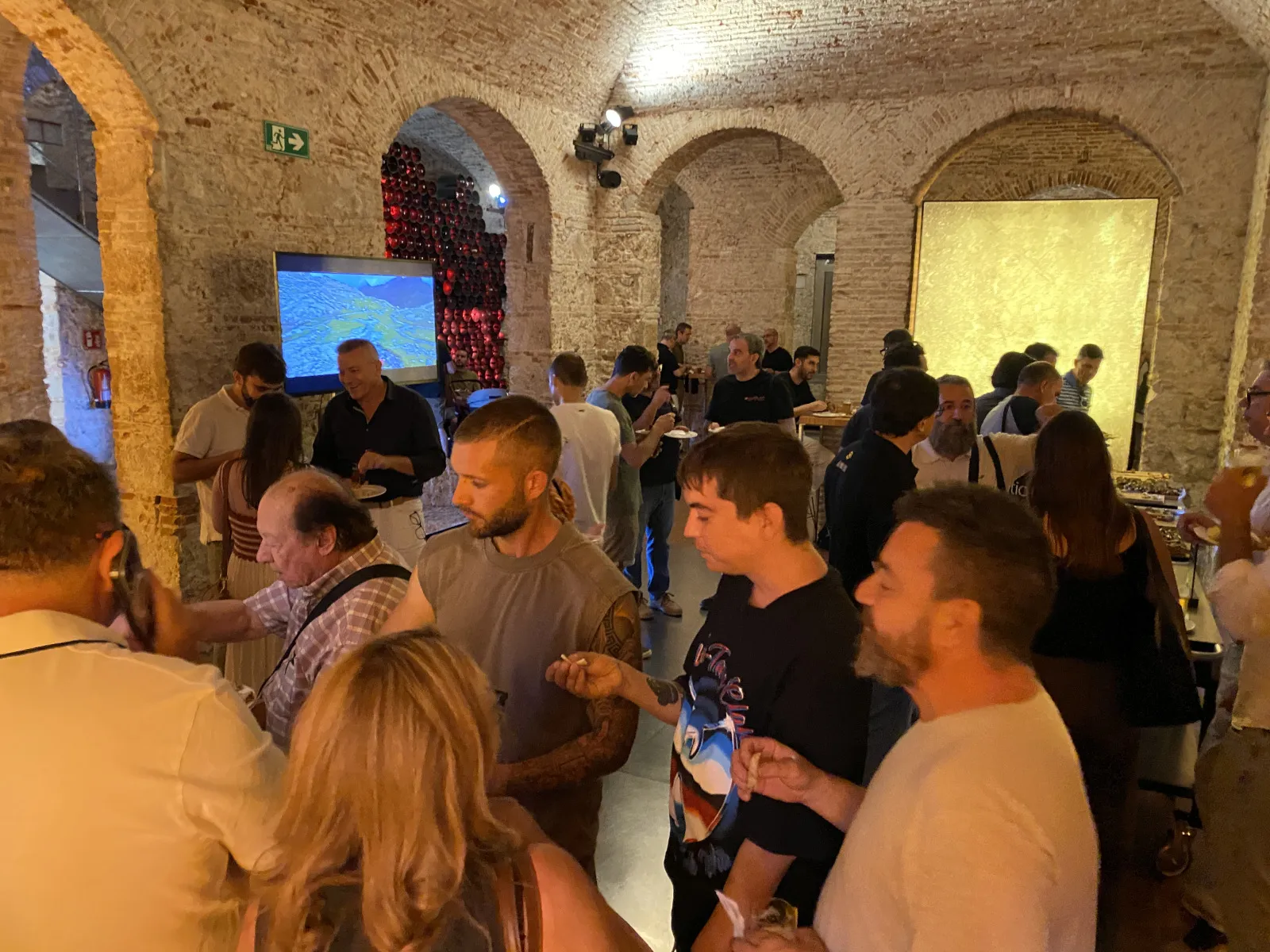 Install Tour Barcelona 2026
